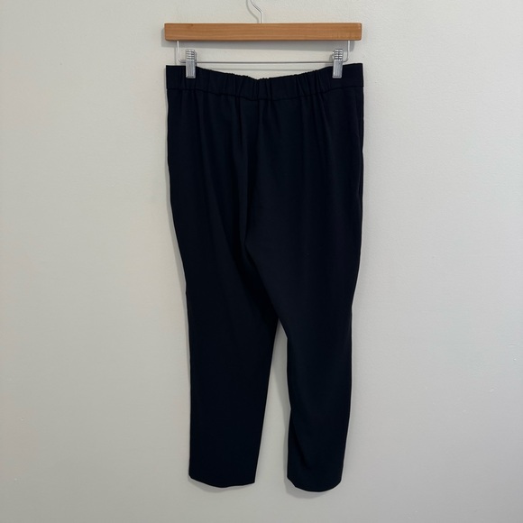 Aritzia Babaton Crepe Ankle Pants - Picture 4 of 6